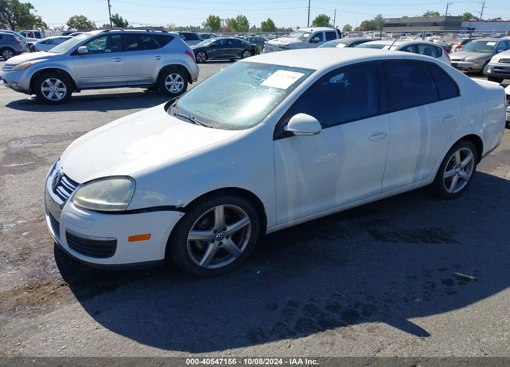 2010 VOLKSWAGEN JETTA LIMITED EDITION VIN: 3VWAZ7AJ5AM113772