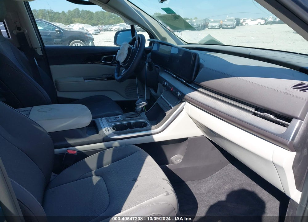 2024 KIA CARNIVAL MPV VIN: KNDNE5H34R6326039