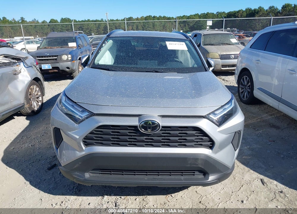 2024 TOYOTA RAV4 XLE VIN: 2T3W1RFV4RW303838
