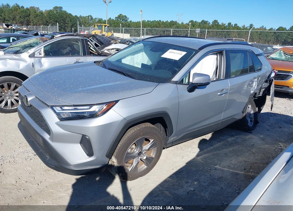 2024 TOYOTA RAV4 XLE VIN: 2T3W1RFV4RW303838