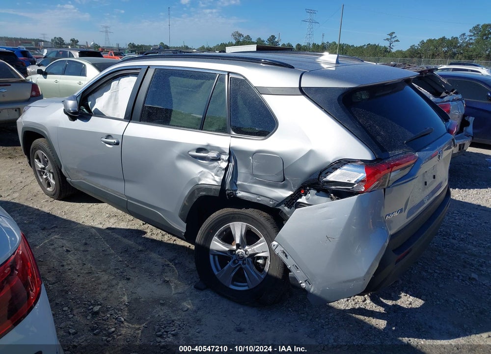 2024 TOYOTA RAV4 XLE VIN: 2T3W1RFV4RW303838