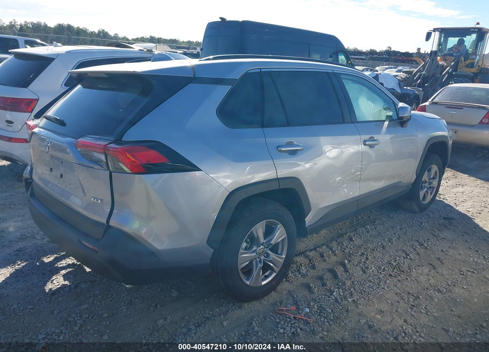 2024 TOYOTA RAV4 XLE VIN: 2T3W1RFV4RW303838