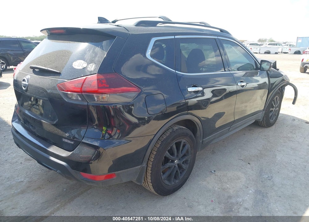 2018 NISSAN ROGUE SV VIN: 5N1AT2MT0JC749744