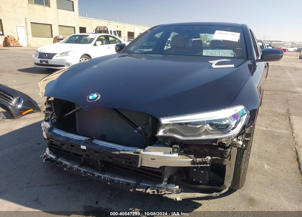 2018 BMW 530E XDRIVE IPERFORMANCE VIN: WBAJB1C55JB085626