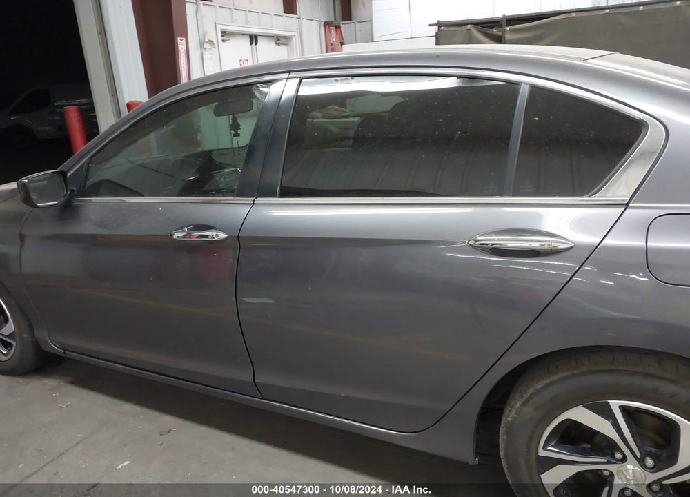 2017 HONDA ACCORD LX VIN: 1HGCR2F35HA076949