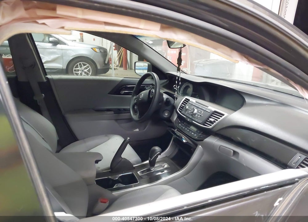 2017 HONDA ACCORD LX VIN: 1HGCR2F35HA076949