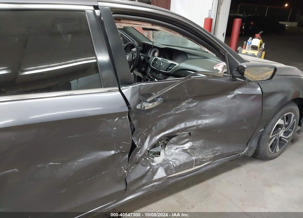 2017 HONDA ACCORD LX VIN: 1HGCR2F35HA076949