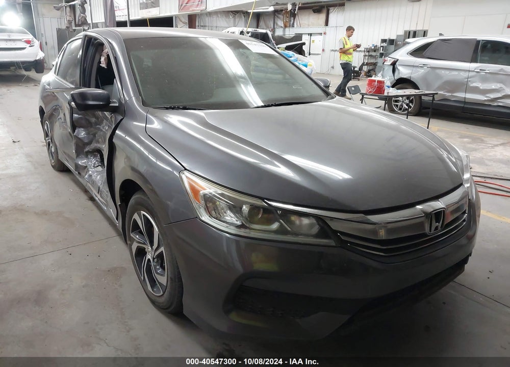 2017 HONDA ACCORD LX VIN: 1HGCR2F35HA076949