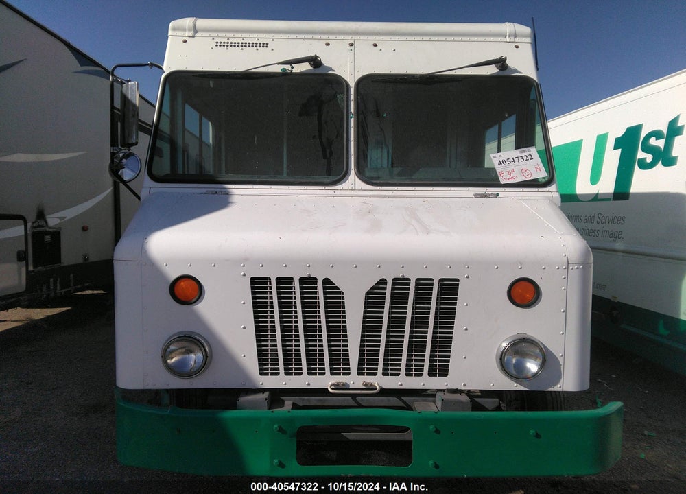 2011 WORKHORSE CUSTOM CHASSIS COMMERCIAL CHASSIS W62 VIN: 5B4LFG2EXB3443308