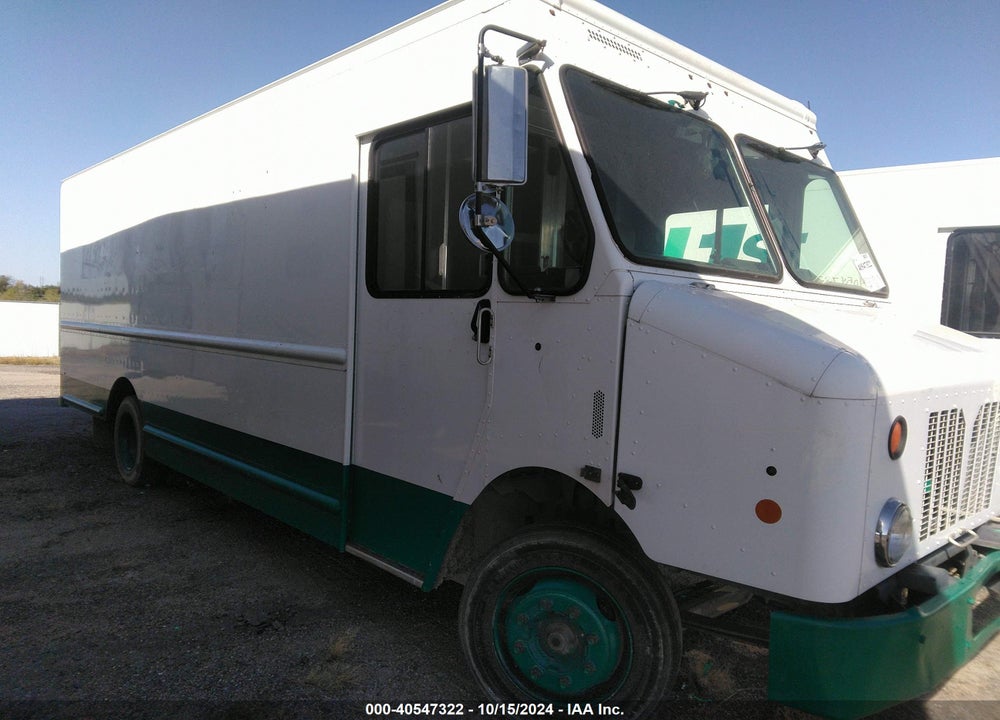 2011 WORKHORSE CUSTOM CHASSIS COMMERCIAL CHASSIS W62 VIN: 5B4LFG2EXB3443308