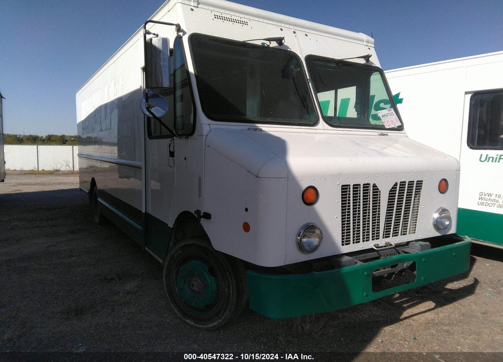 2011 WORKHORSE CUSTOM CHASSIS COMMERCIAL CHASSIS W62 VIN: 5B4LFG2EXB3443308