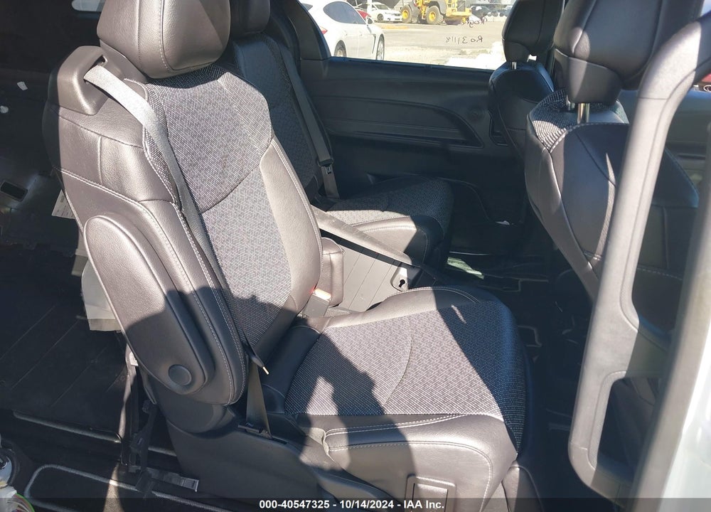 2023 TOYOTA SIENNA 25TH ANNIVERSARY EDITION VIN: 5TDCRKEC6PS139364