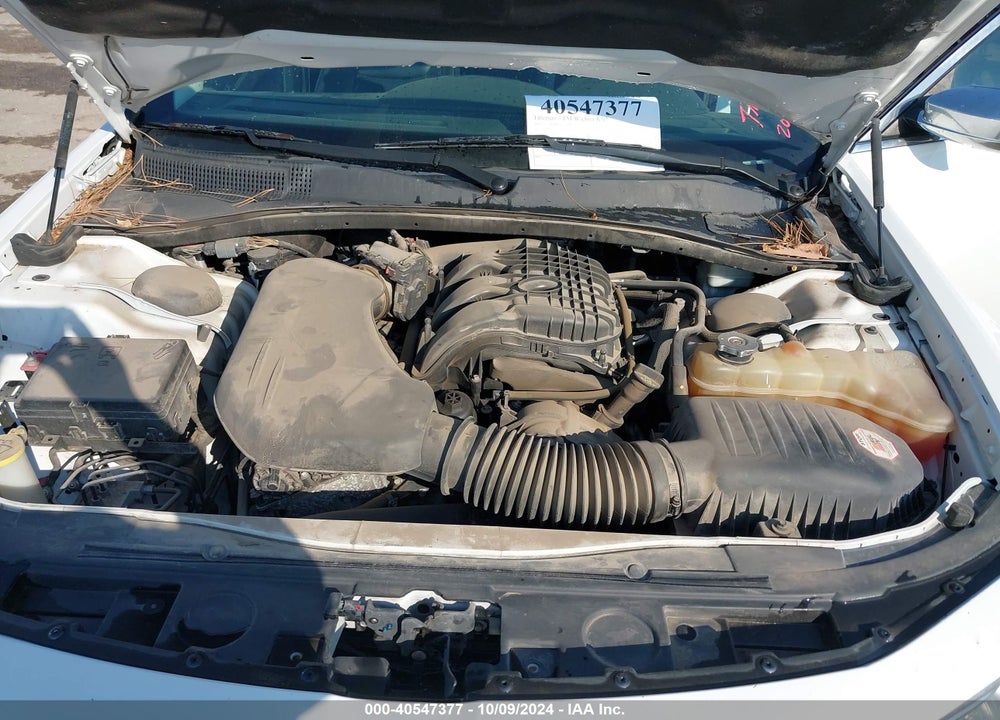 2015 CHRYSLER 300C VIN: 2C3CCAEG5FH773202