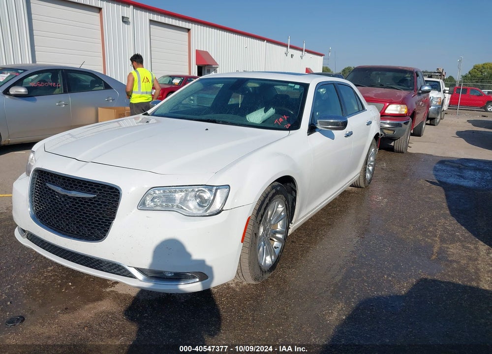 2015 CHRYSLER 300C VIN: 2C3CCAEG5FH773202