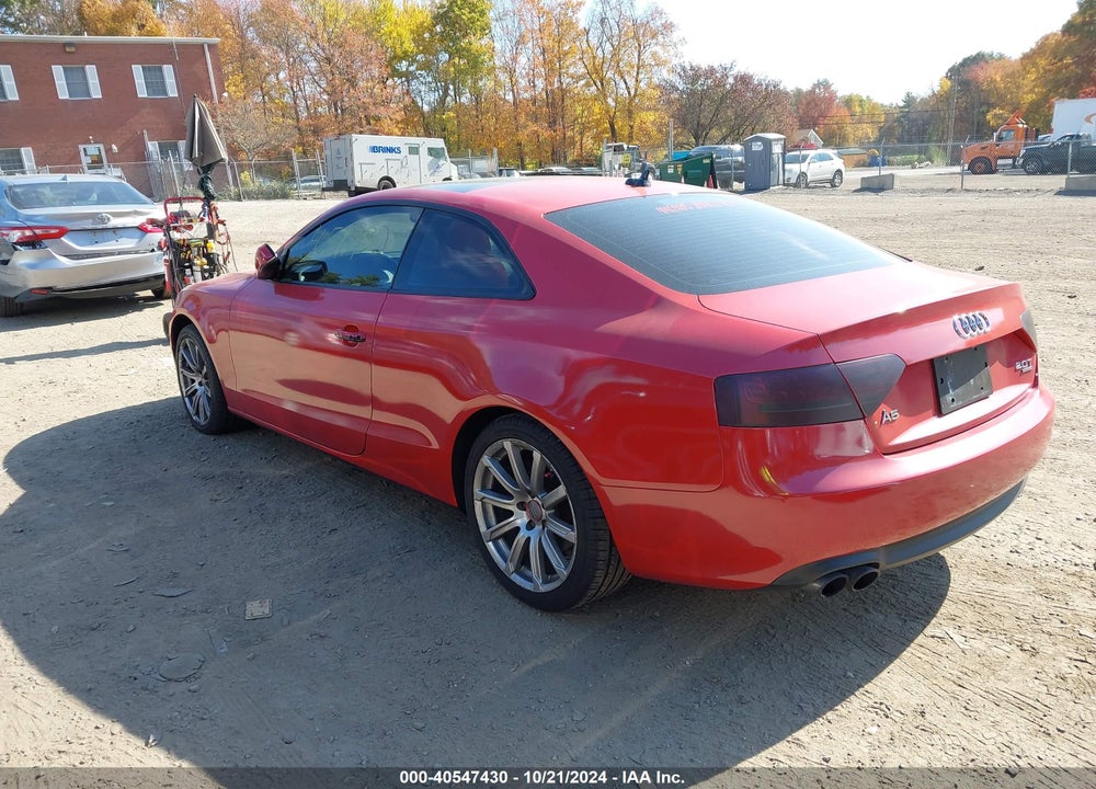 2011 AUDI A5 2.0T PREMIUM VIN: WAUVFAFR7BA040943