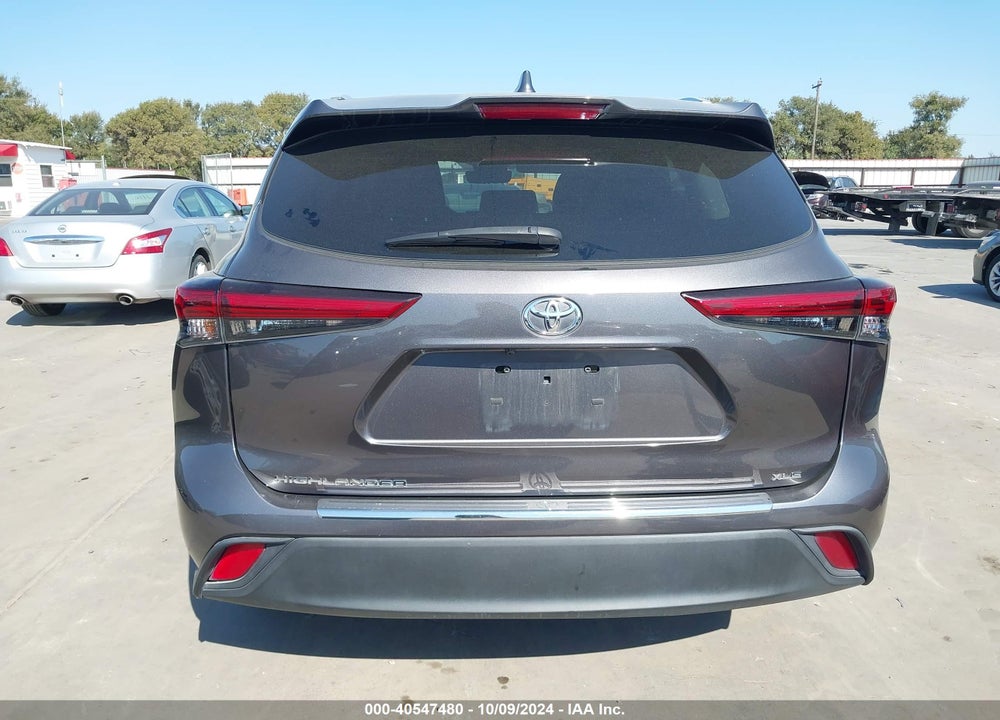 2021 TOYOTA HIGHLANDER VIN: 5TDGZRAH9MS053649