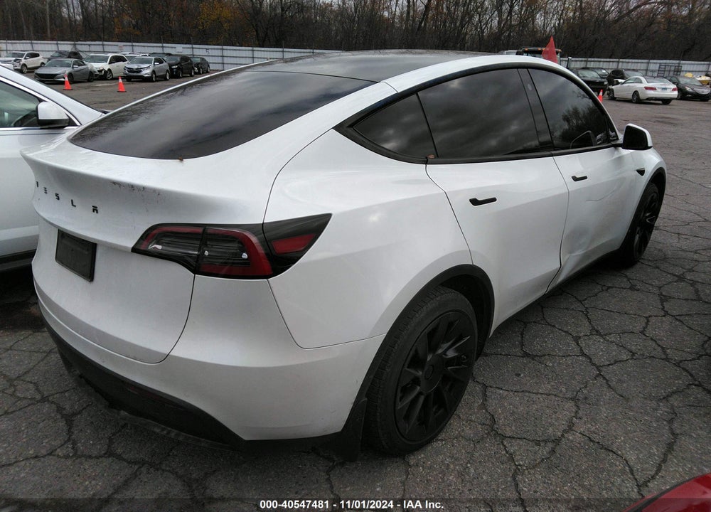 2021 TESLA MODEL Y VIN: 5YJYGDEEXMF257944