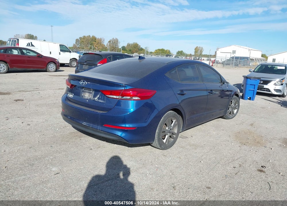 2018 HYUNDAI ELANTRA SEL VIN: 5NPD84LF1JH391634