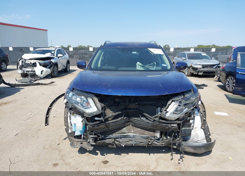 2019 NISSAN ROGUE S VIN: 5N1AT2MT2KC831668