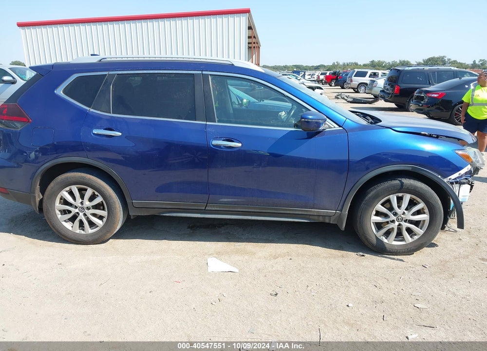 2019 NISSAN ROGUE S VIN: 5N1AT2MT2KC831668
