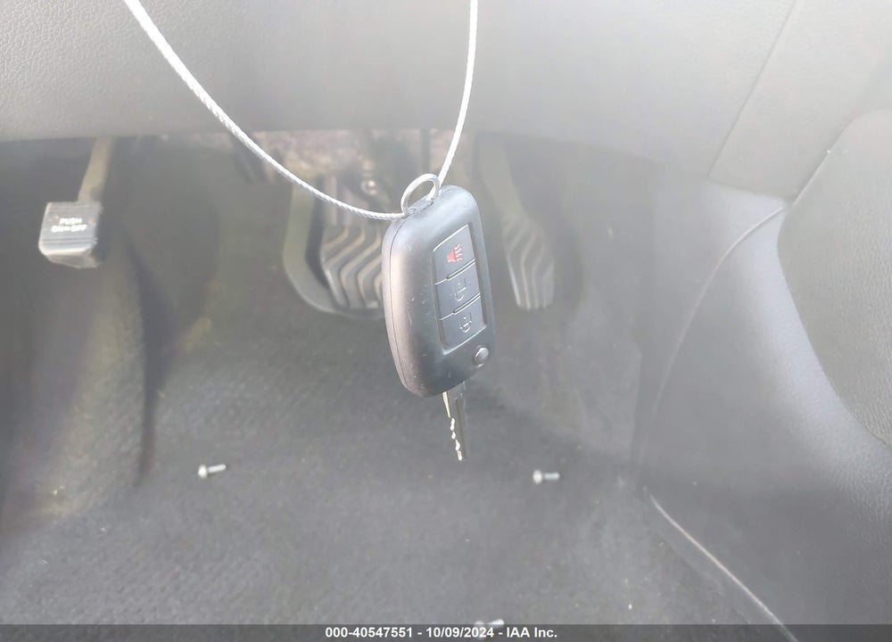 2019 NISSAN ROGUE S VIN: 5N1AT2MT2KC831668