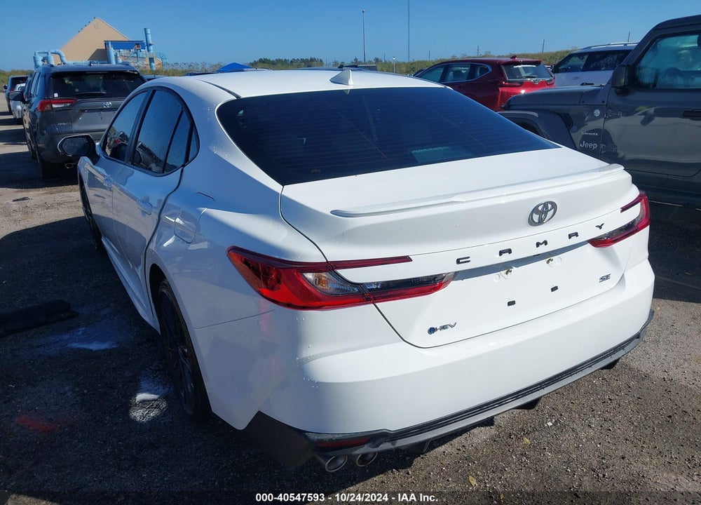 2025 TOYOTA CAMRY SE VIN: 4T1DAACK2SU039715