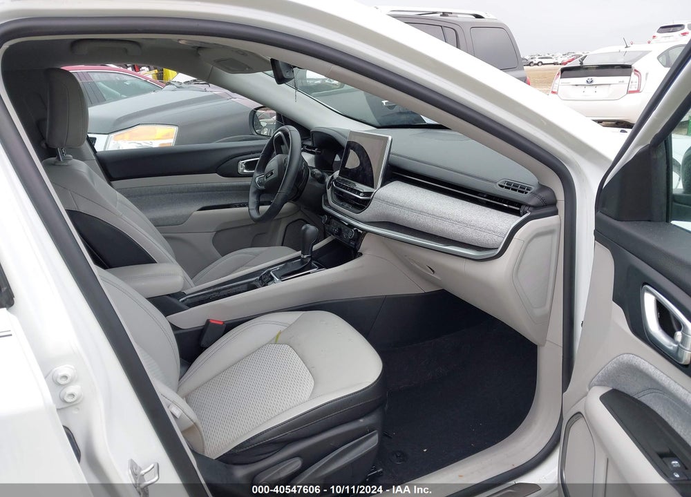 2022 JEEP COMPASS LATITUDE FWD VIN: 3C4NJCBB8NT228857