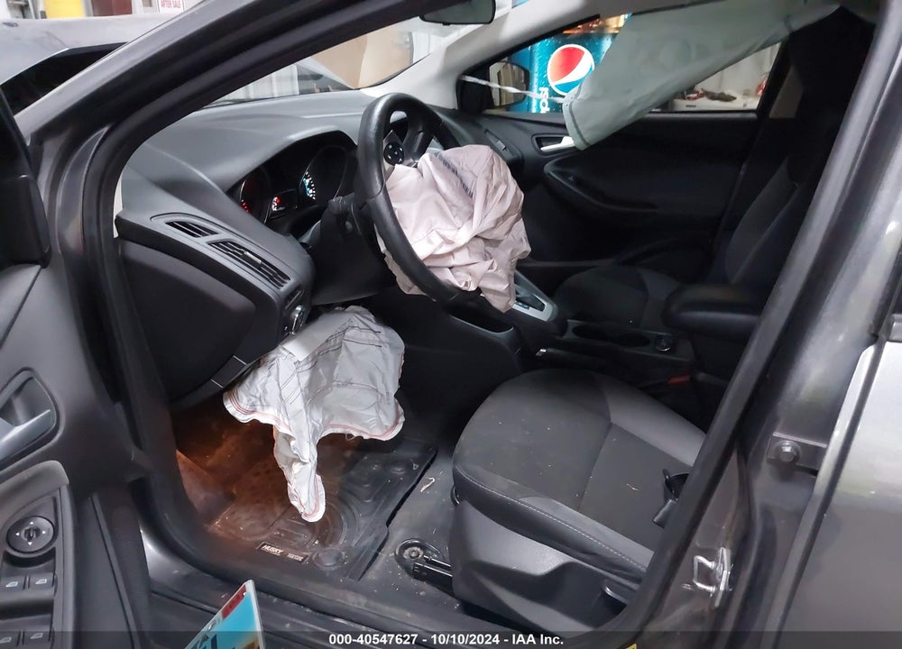 2014 FORD FOCUS SE VIN: 1FADP3K21EL420438