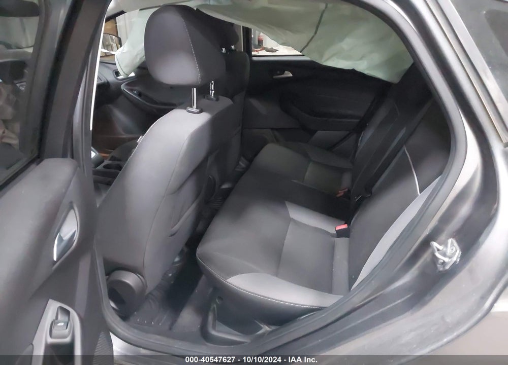 2014 FORD FOCUS SE VIN: 1FADP3K21EL420438