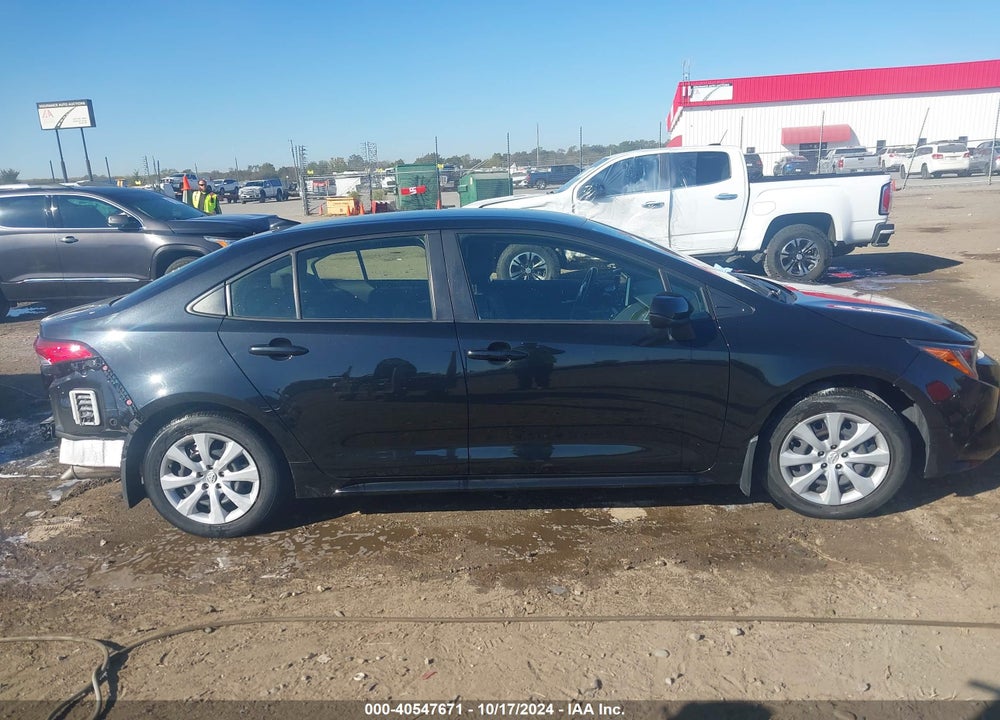2021 TOYO COROLLA LE W/CONTINU VIN: JTDEPMAE4MJ123352