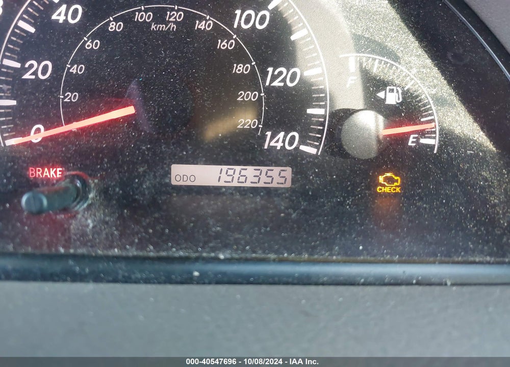 2005 TOYOTA CAMRY LE VIN: 4T1BE32K65U557386