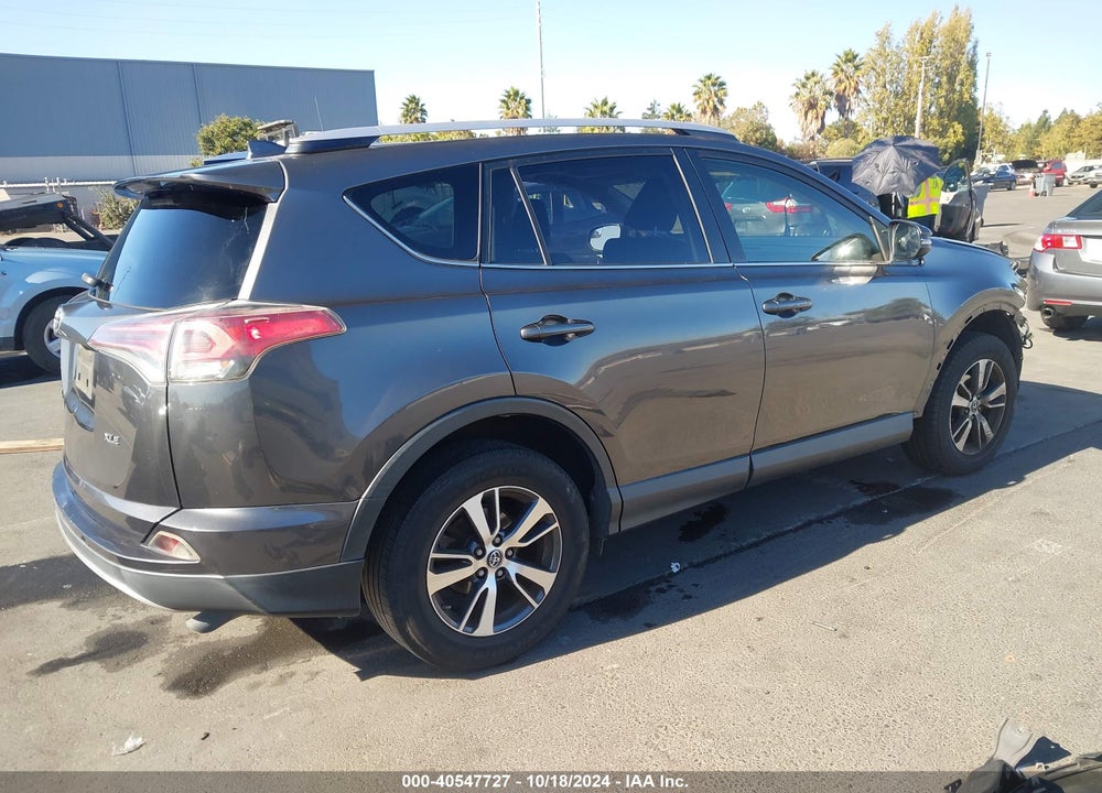 2016 TOYOTA RAV4 XLE VIN: JTMWFREV3GJ082246