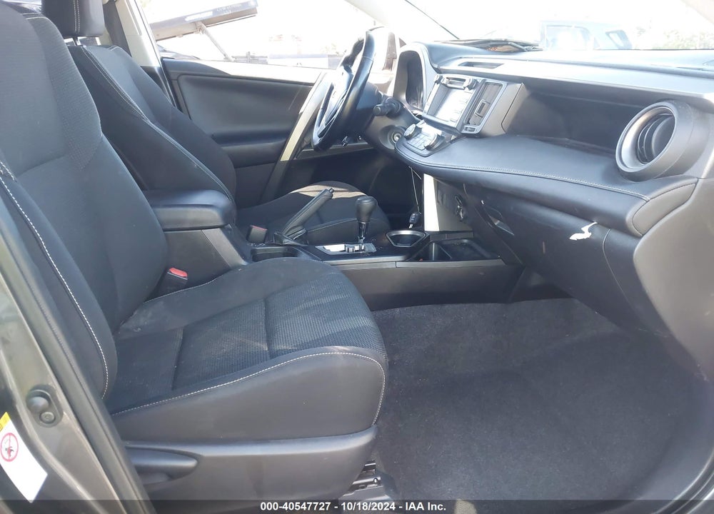 2016 TOYOTA RAV4 XLE VIN: JTMWFREV3GJ082246