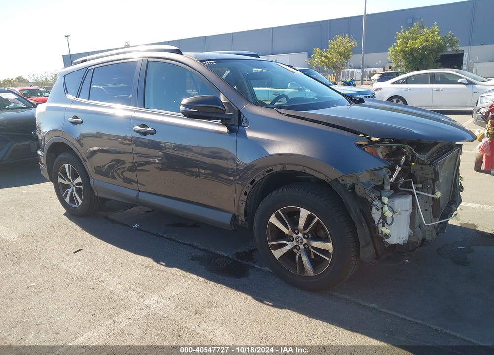 2016 TOYOTA RAV4 XLE VIN: JTMWFREV3GJ082246
