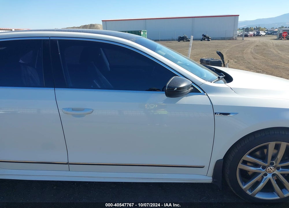 2017 VOLKSWAGEN PASSAT 1.8T R-LINE VIN: 1VWDT7A30HC084709