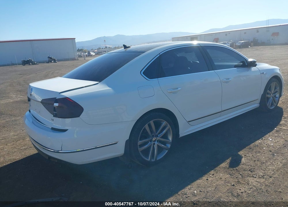 2017 VOLKSWAGEN PASSAT 1.8T R-LINE VIN: 1VWDT7A30HC084709