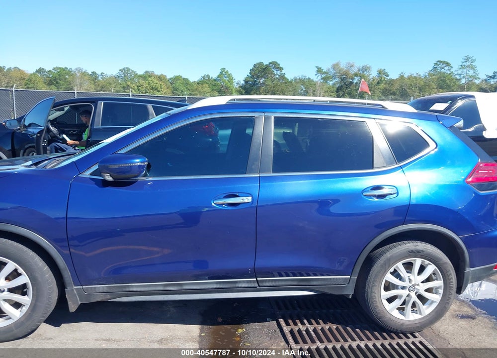 2017 NISSAN ROGUE SV VIN: 5N1AT2MT6HC813263