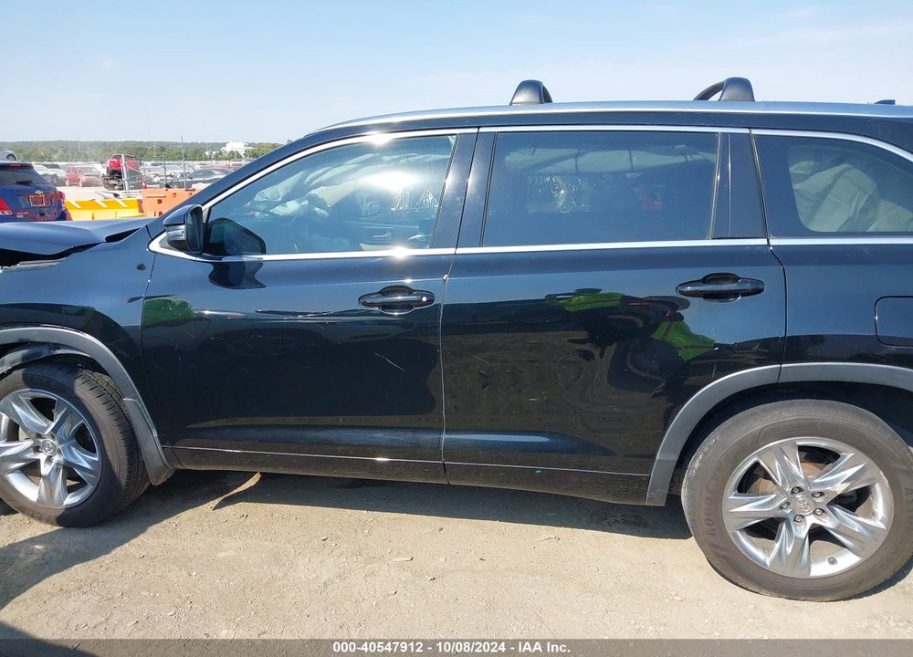 2014 TOYOTA HIGHLANDER LIMITED V6 VIN: 5TDDKRFH4ES039188