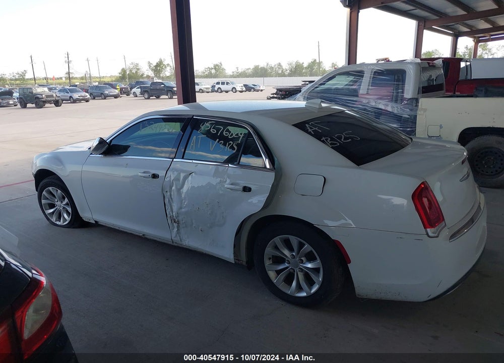 2019 CHRYSLER 300 TOURING VIN: 2C3CCAAG0KH663125