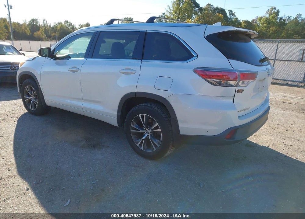 2016 TOYOTA HIGHLANDER XLE V6 VIN: 5TDKKRFH1GS124905