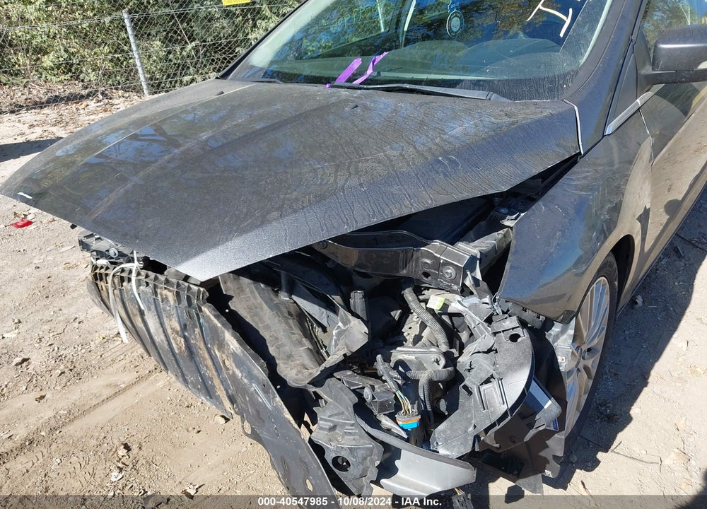 2016 FORD FOCUS TITANIUM VIN: 1FADP3N27GL262038