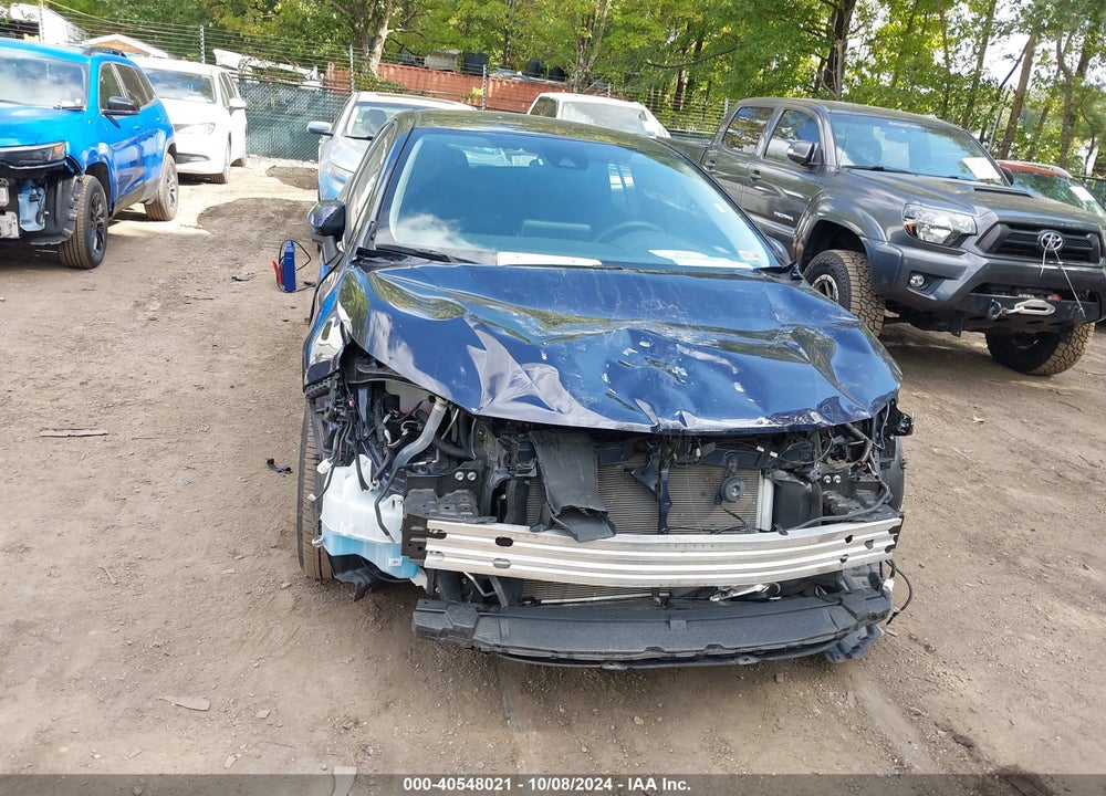 2022 TOYOTA COROLLA LE VIN: 5YFEPMAE9NP352882