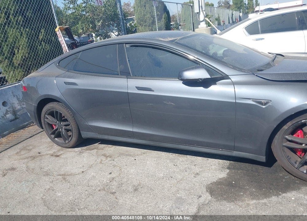 2015 TESLA MODEL S 60/70/85 VIN: 5YJSA1E16FF118187