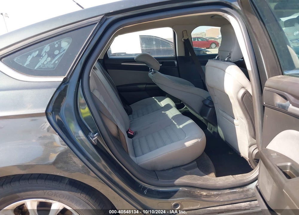 2015 FORD FUSION S VIN: 1FA6P0G7XF5106725