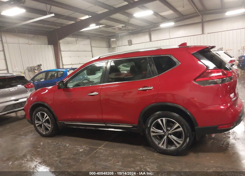 2017 NISSAN ROGUE SL VIN: 5N1AT2MV4HC760032