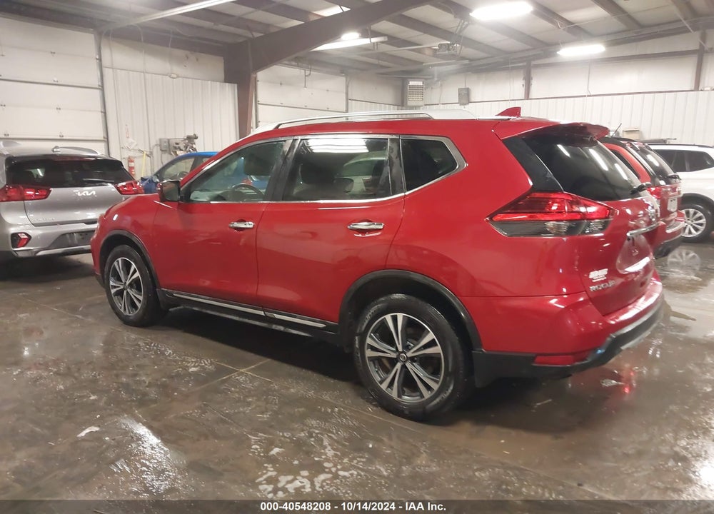2017 NISSAN ROGUE SL VIN: 5N1AT2MV4HC760032