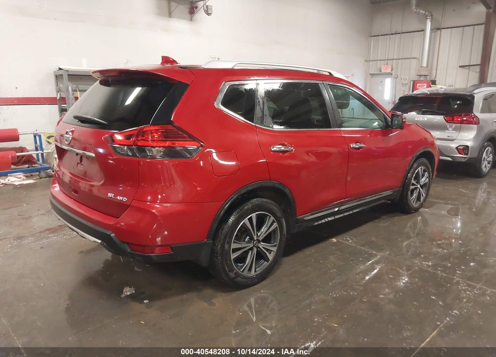 2017 NISSAN ROGUE SL VIN: 5N1AT2MV4HC760032