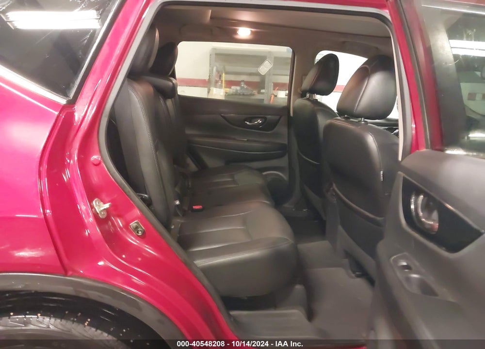 2017 NISSAN ROGUE SL VIN: 5N1AT2MV4HC760032