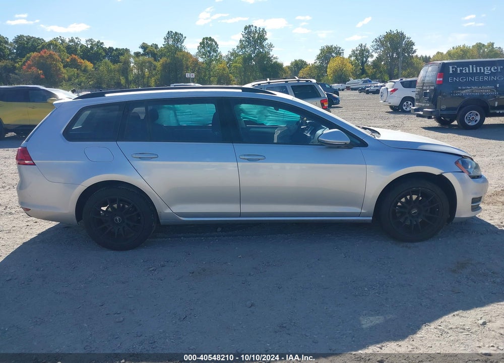 2017 VOLKSWAGEN GOLF SPORTWAGEN VIN: 3VWC17AU9HM501625