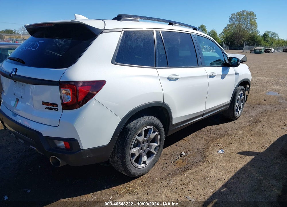 2022 HONDA PASSPORT AWD TRAILSPORT VIN: 5FNYF8H62NB025225